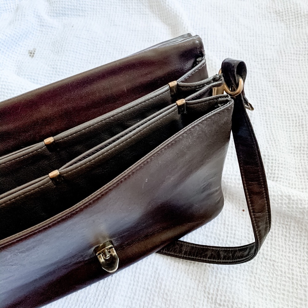 Vintage dark brown accordion shoulder bag